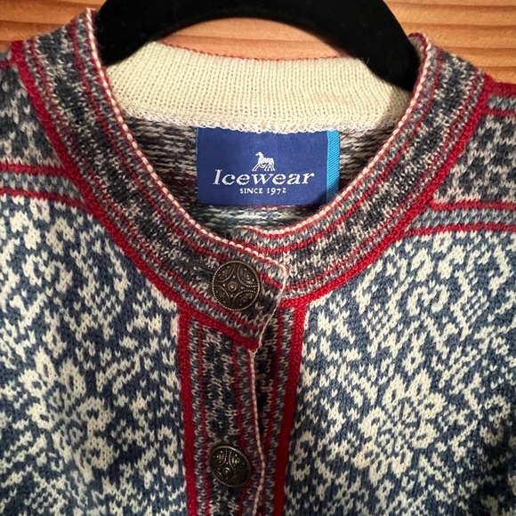 Nordic Patterned Cardigan Sweater - Picture 2 of 3